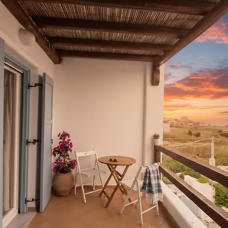 Charming 3 Bd House In Village Holiday home Ano Mera