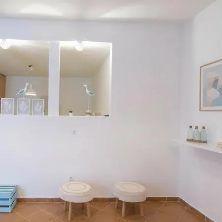 Holiday home Charming 3 Bd House In Village Ano Mera