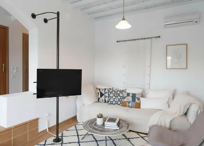 Charming 3 Bd House In Village Ferienhaus Ano Mera