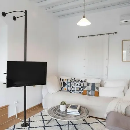 Charming 3 Bd House In Village Vakantiehuis Ano Mera