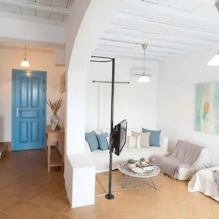 Vakantiehuis Charming 3 Bd House In Village *