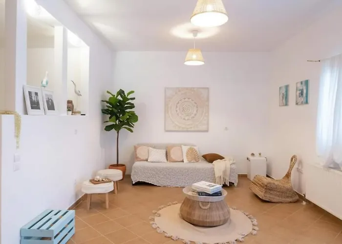 Charming 3 Bd House In Village Ano Mera